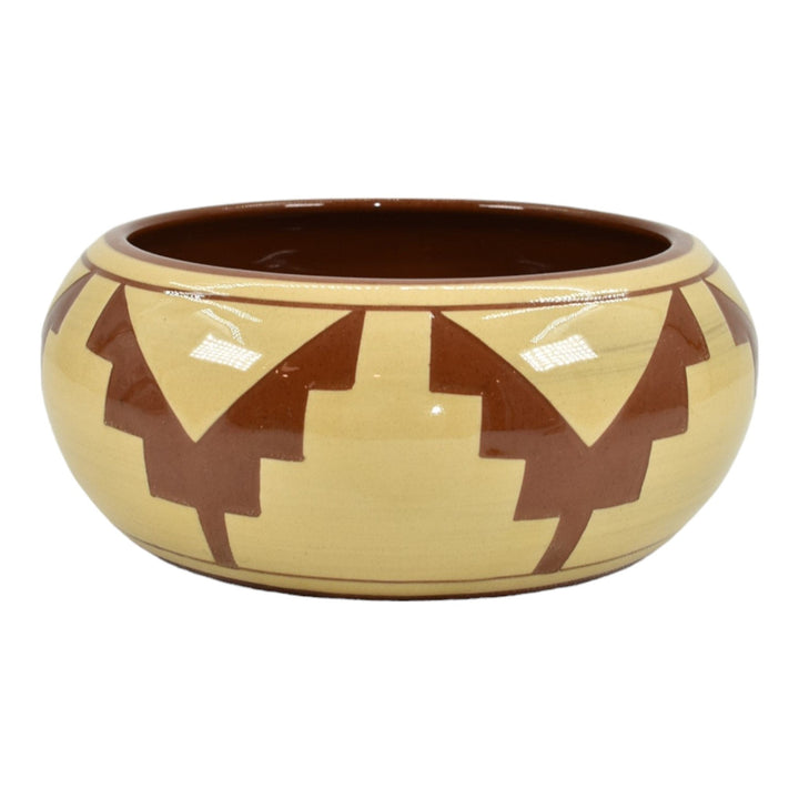 Pine Ridge Sioux Dakota Art Pottery Hand Made Native American Bowl Cottier - Just Art Pottery