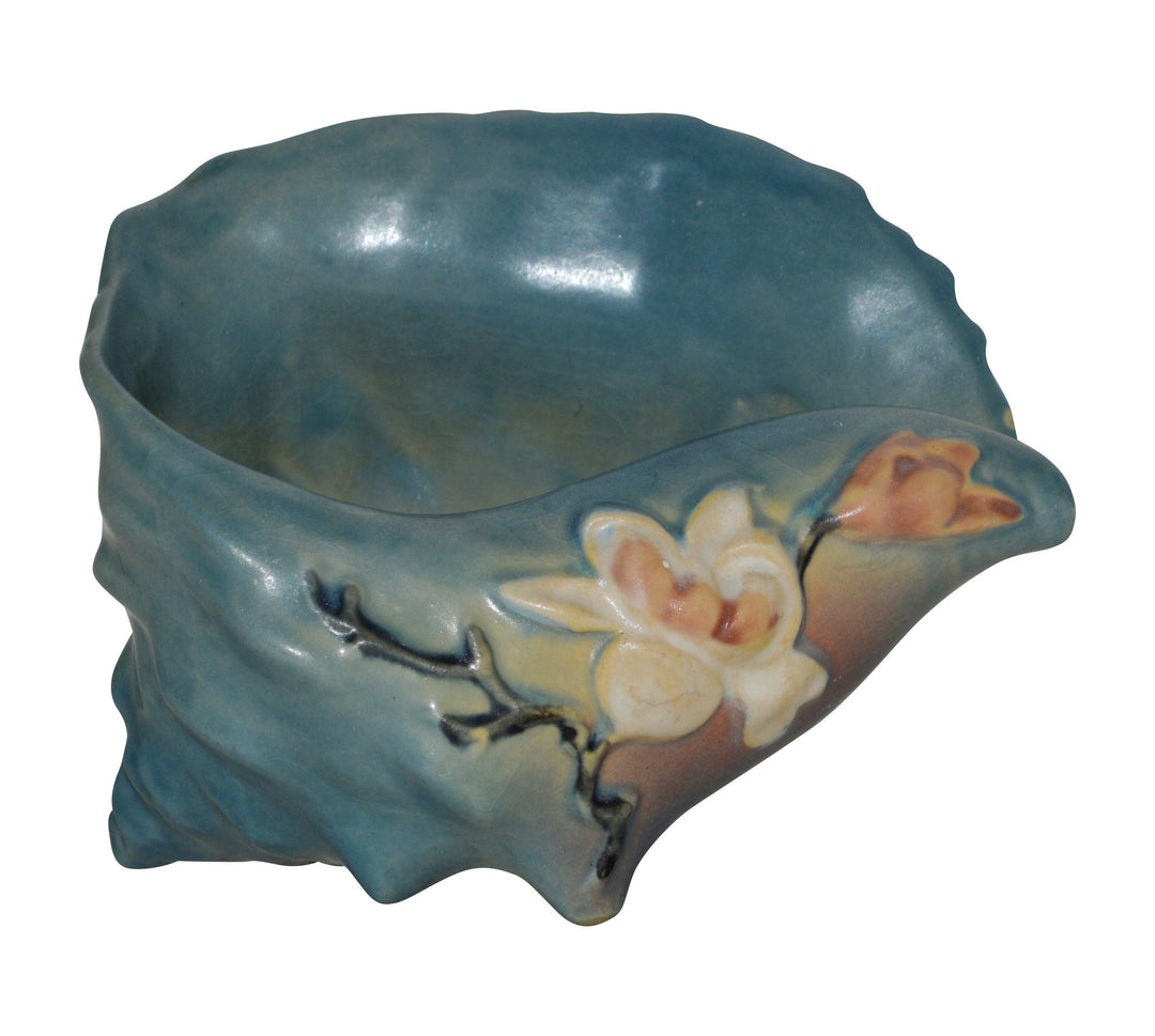 Roseville Conch Shells