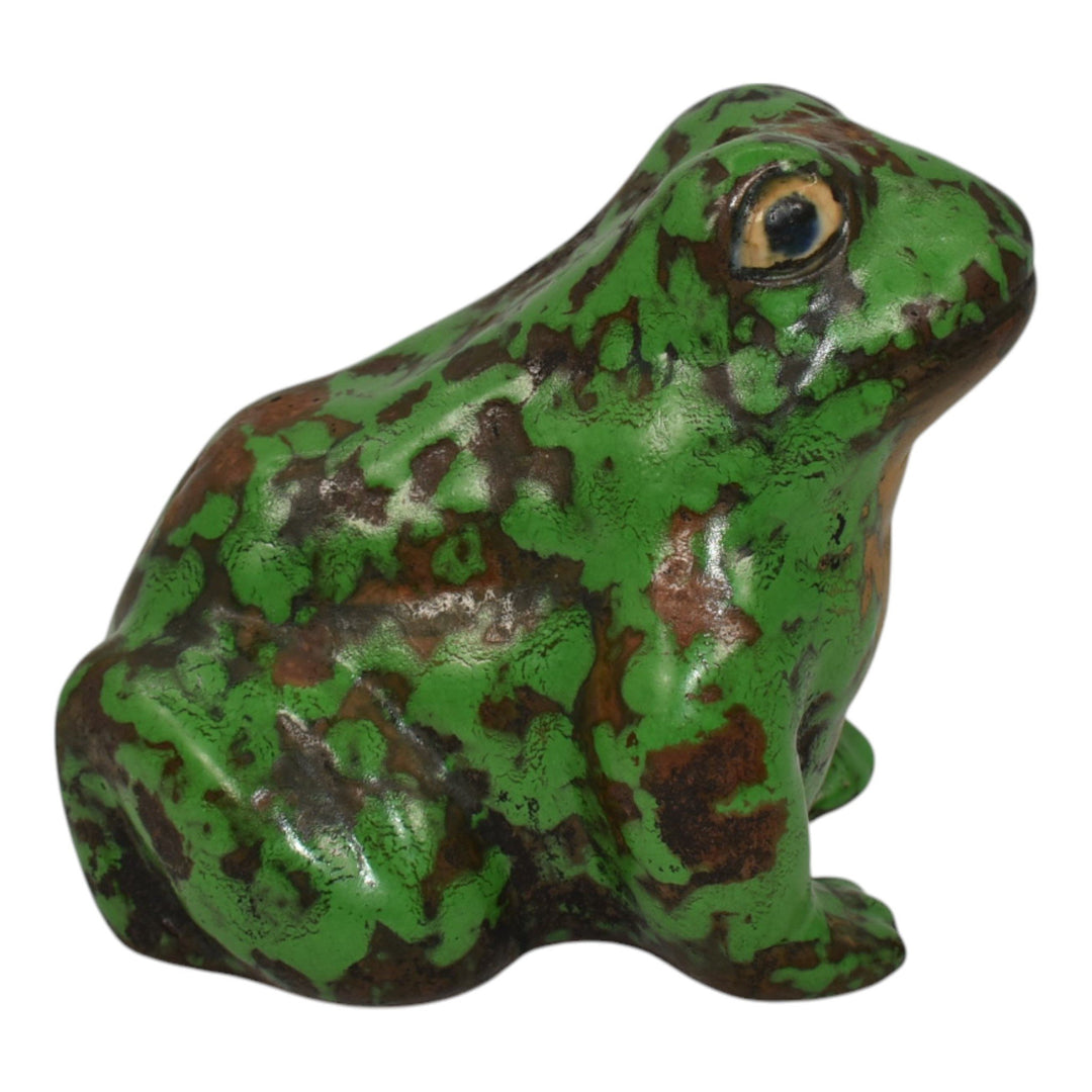 Weller Coppertone 1920s Art Pottery Matte Green Frog Figurine