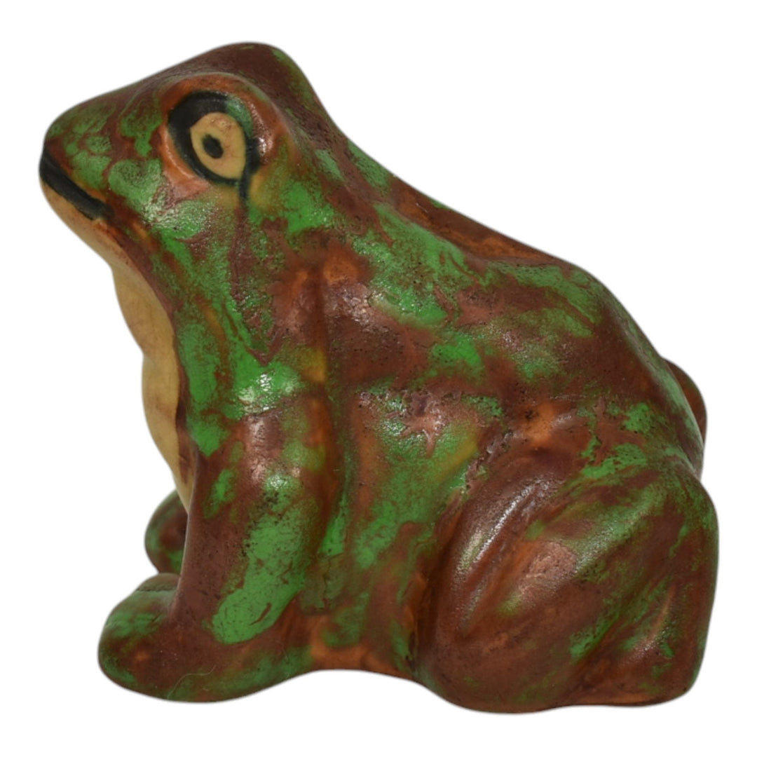 Weller Coppertone Greora 1920s Art Pottery Matte Green Small Frog Figurine