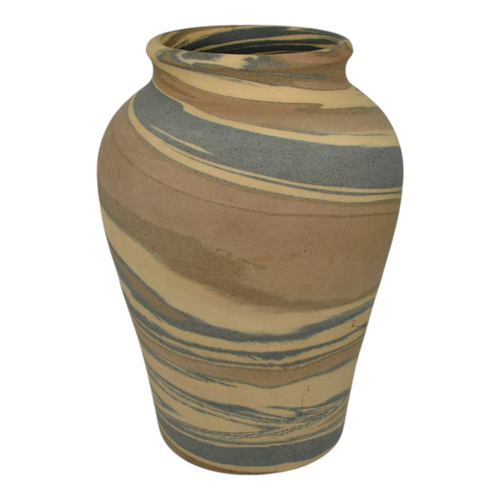 Niloak Mission Swirl 1910-24 Vintage Hand Made Art Pottery Tan Blue 8" Vase