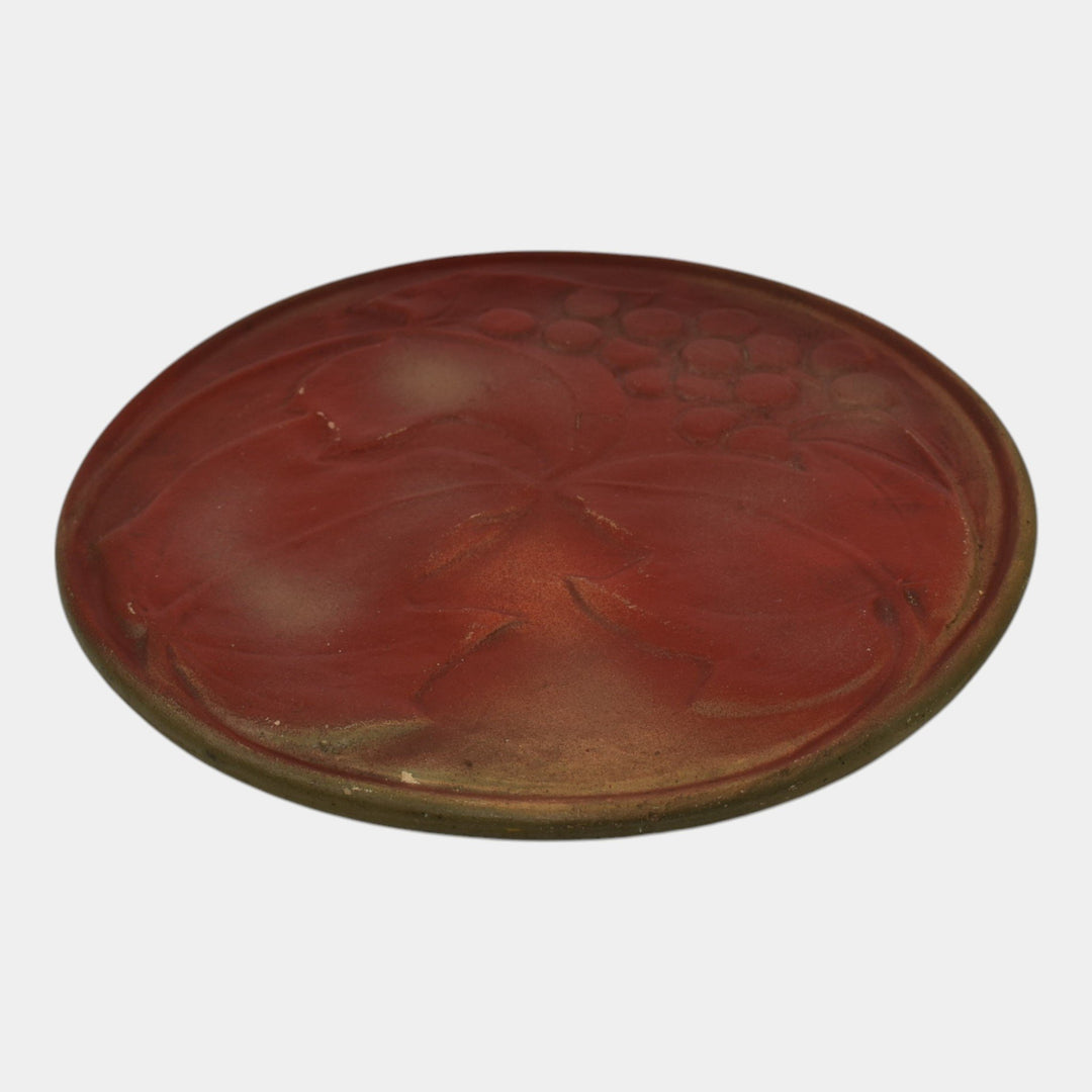 Van Briggle 1907-12 Vintage Arts And Crafts Pottery Red Grapes Ceramic Plate 15