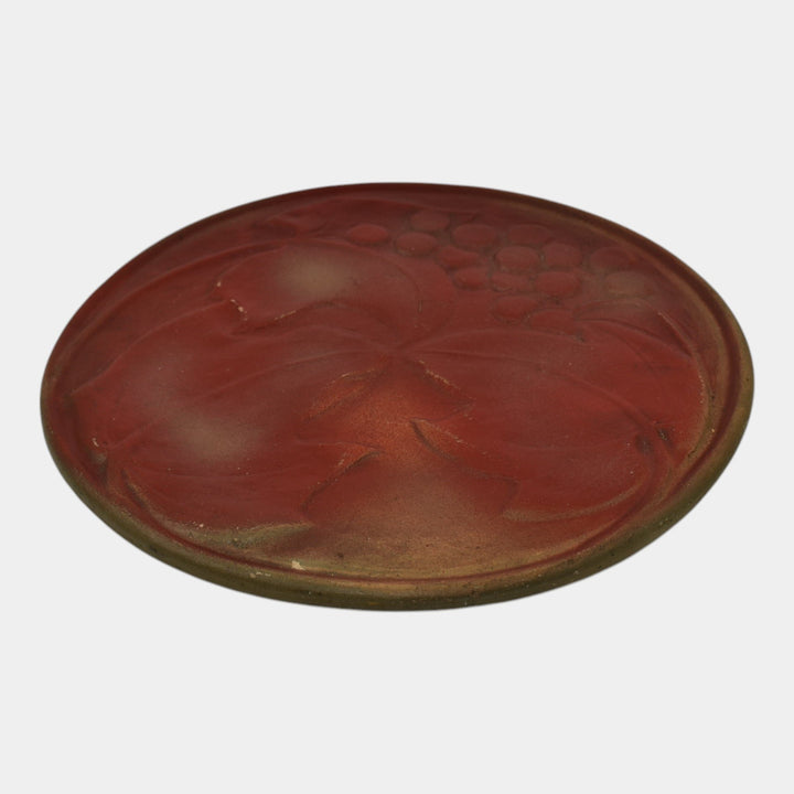 Van Briggle 1907-12 Vintage Arts And Crafts Pottery Red Grapes Ceramic Plate 15