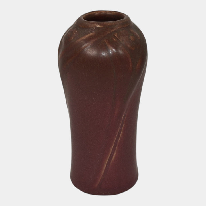 Van Briggle 1916 Vintage Art Pottery Mulberry Red Stylized Flowers Vase 833