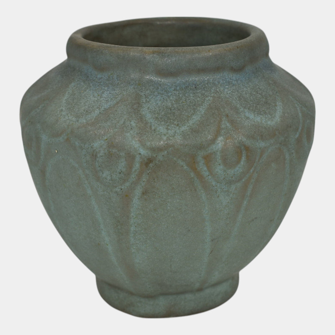 Van Briggle 1916 Arts And Crafts Pottery Blue Ceramic Vase 654