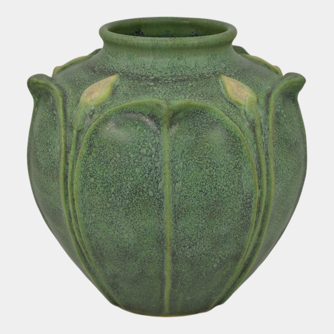 Jemerick Studio Pottery Arts And Crafts Matte Green Bulbous Vase