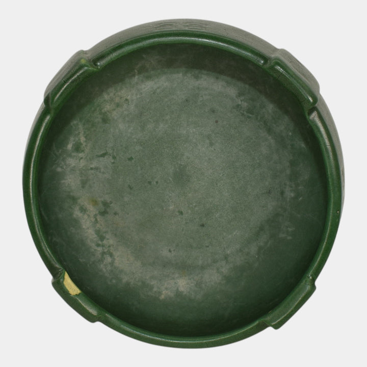 Weller Bedford 1915 Art Pottery Matte Green Buttressed Footed Ceramic Planter