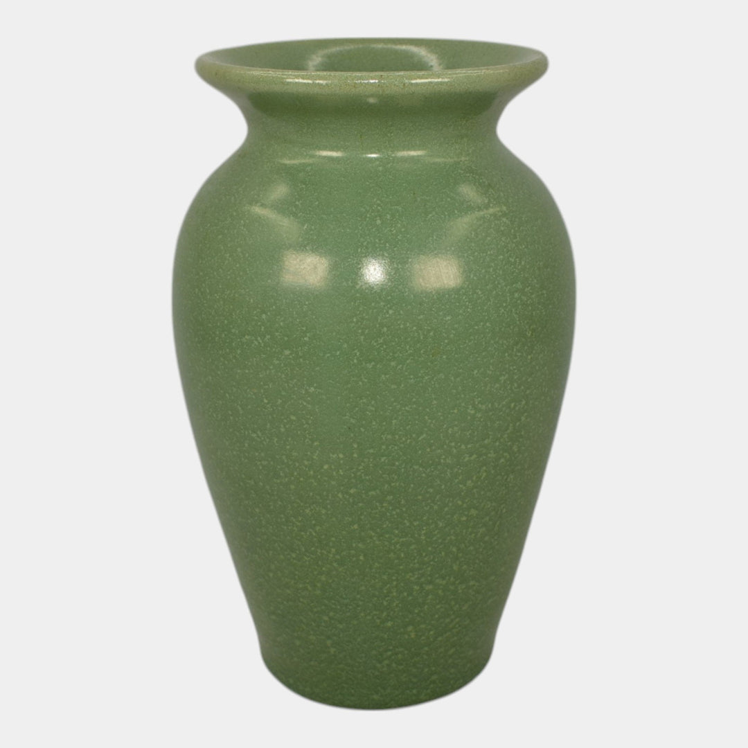Haeger 1934 Chicago Worlds Fair Art Pottery Frosted Matte Green Vase 2590