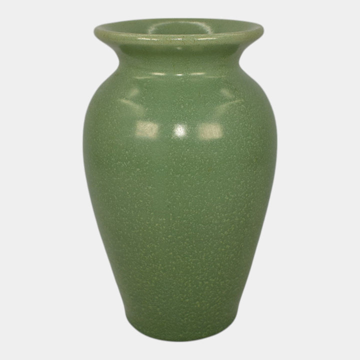 Haeger 1934 Chicago Worlds Fair Art Pottery Frosted Matte Green Vase 2590