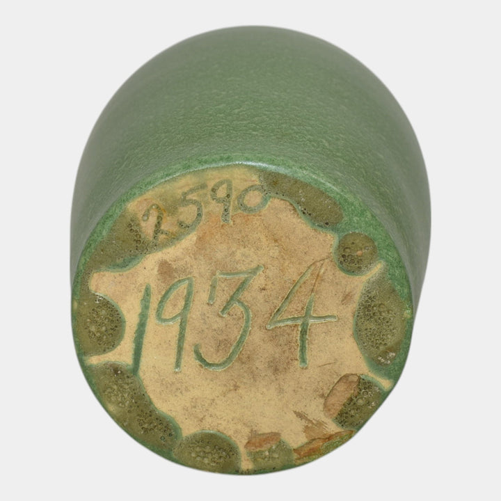 Haeger 1934 Chicago Worlds Fair Art Pottery Frosted Matte Green Vase 2590