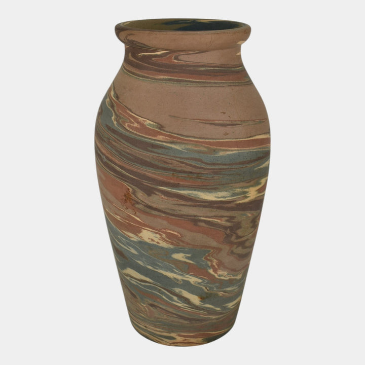 Niloak Mission Swirl 1910-24 Vintage Art Pottery Classically Shaped 9" Vase