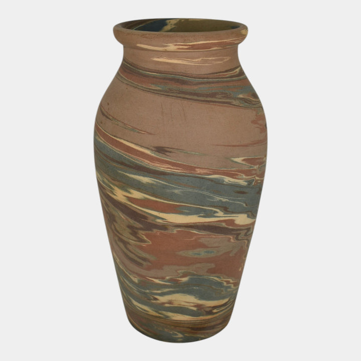 Niloak Mission Swirl 1910-24 Vintage Art Pottery Classically Shaped 9" Vase