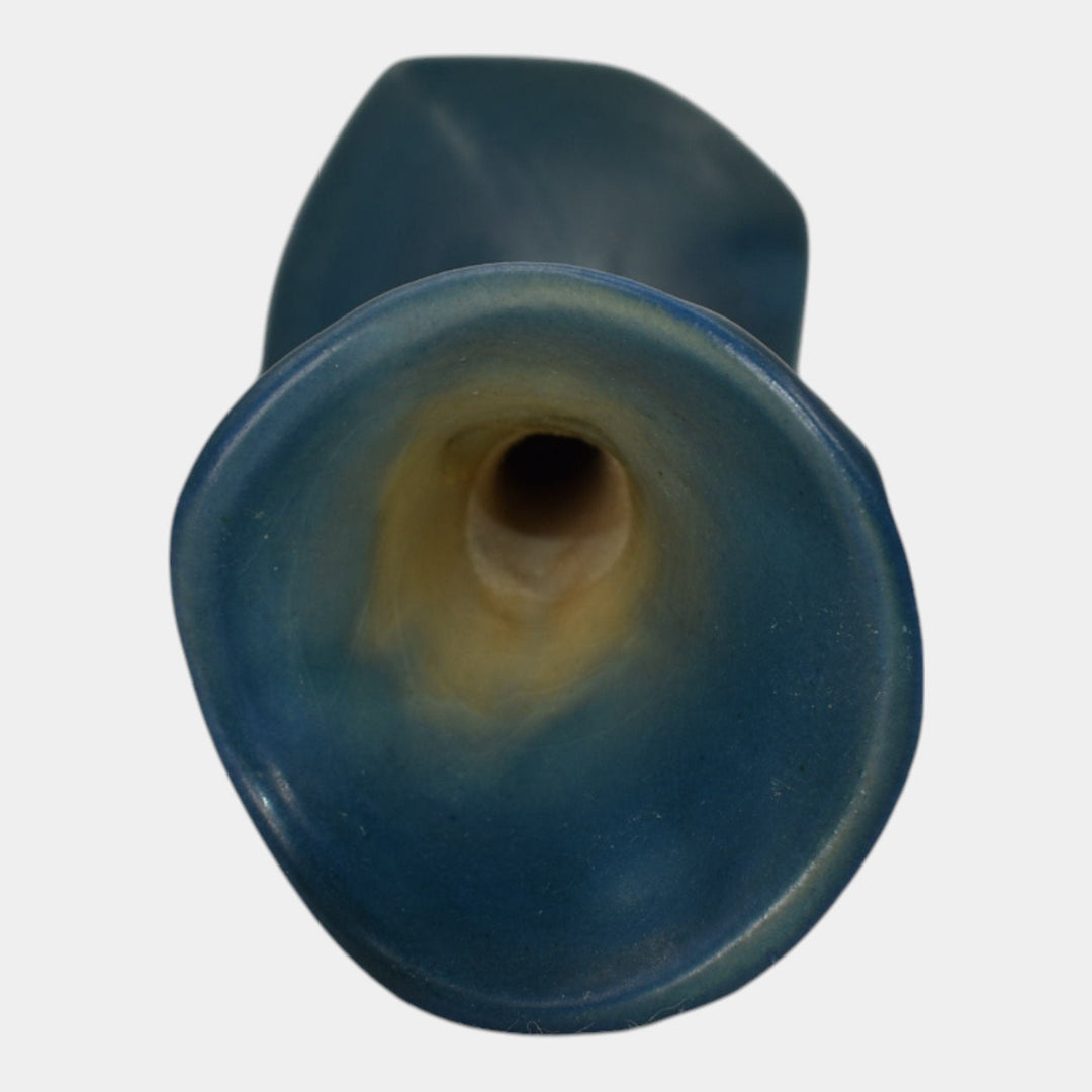 Roseville Snowberry Blue 1947 Mid Century Modern Art Pottery Bud Vase 1BV-7