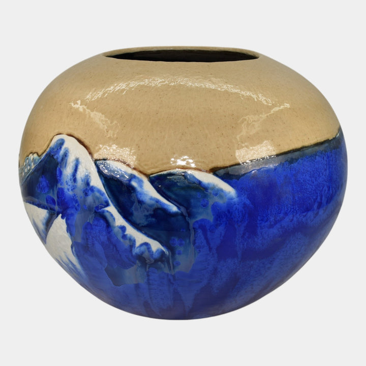 Door Studio Art Pottery The Great Wave Off Kanagawa Crystalline Vase Kreigh