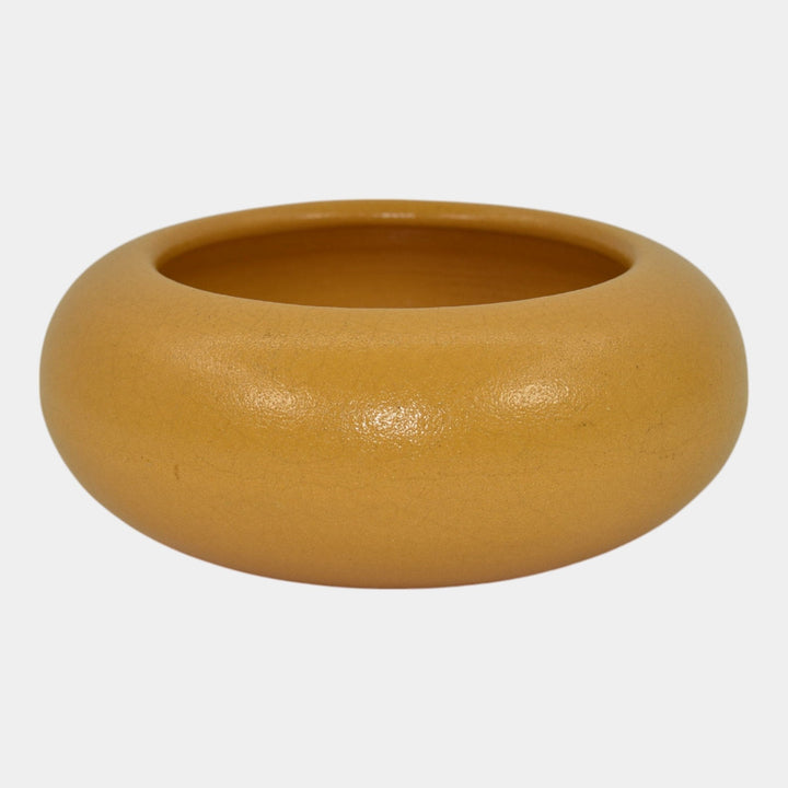 Paul Revere Saturday Evening Girls Pottery 1920s Yellow Ceramic Berry Bowl