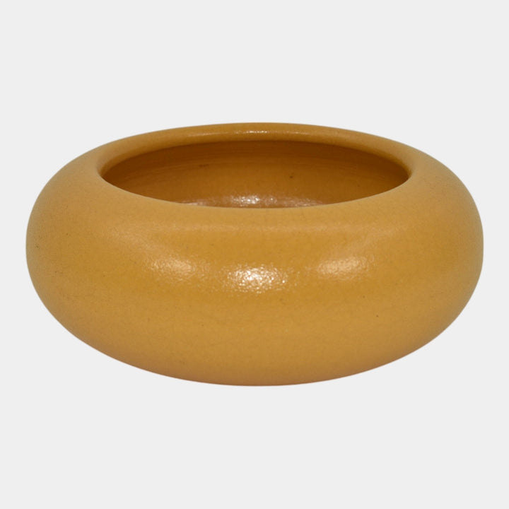 Paul Revere Saturday Evening Girls Pottery 1920s Yellow Ceramic Berry Bowl