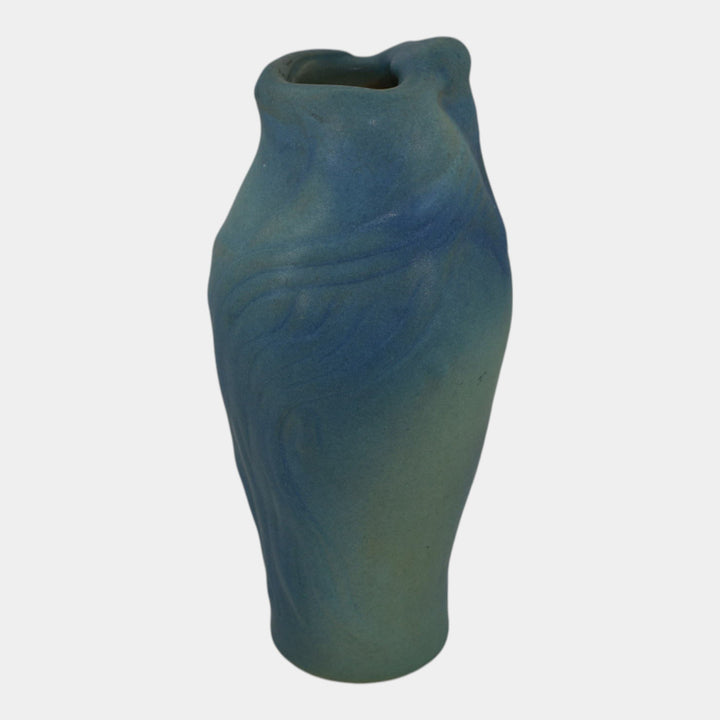 Van Briggle 1920s Vintage Art Pottery Blue Lorelei Ceramic Vase