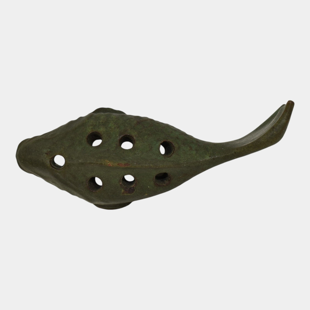 Peters and Reed Arts And Crafts Pottery Matte Green Ceramic Fish Flower Frog