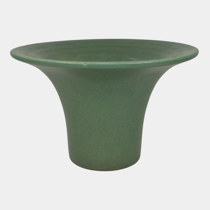 Zanesville Stoneware 1930s Vintage Arts And Craft Pottery Green Ceramic Vase 513