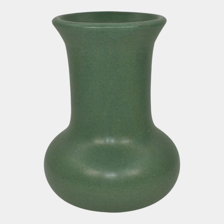 Zanesville Stoneware 1930s Vintage Arts And Craft Pottery Green Ceramic Vase 105