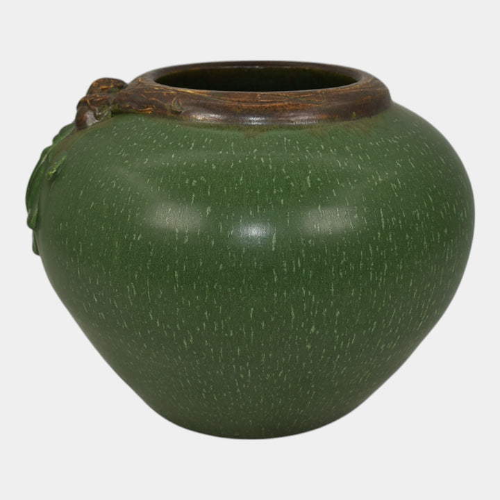 Ephraim Faience 2004 Hand Made Pottery Matte Green Valley Oak Ceramic Vase 027