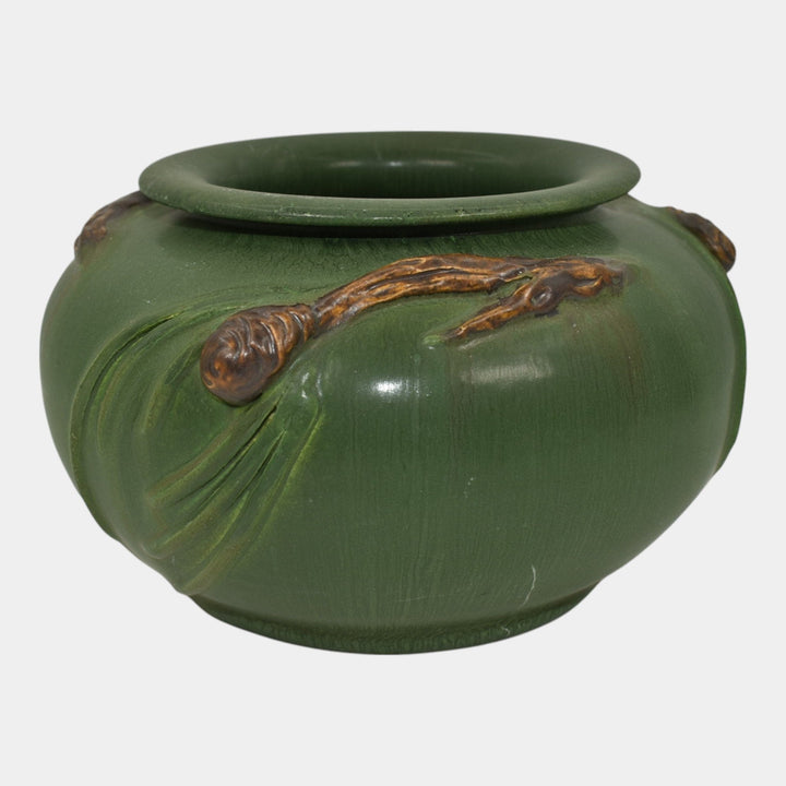 Ephraim Faience 2003 Hand Made Pottery Green Northwoods Pine Cone Vase 061