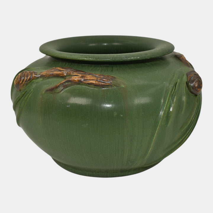 Ephraim Faience 2003 Hand Made Pottery Green Northwoods Pine Cone Vase 061