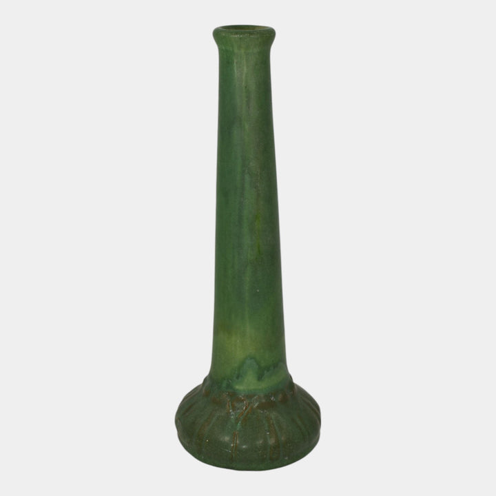 Peters and Reed Matte Green 1920s Arts And Crafts Pottery Ceramic Bud Vase 5