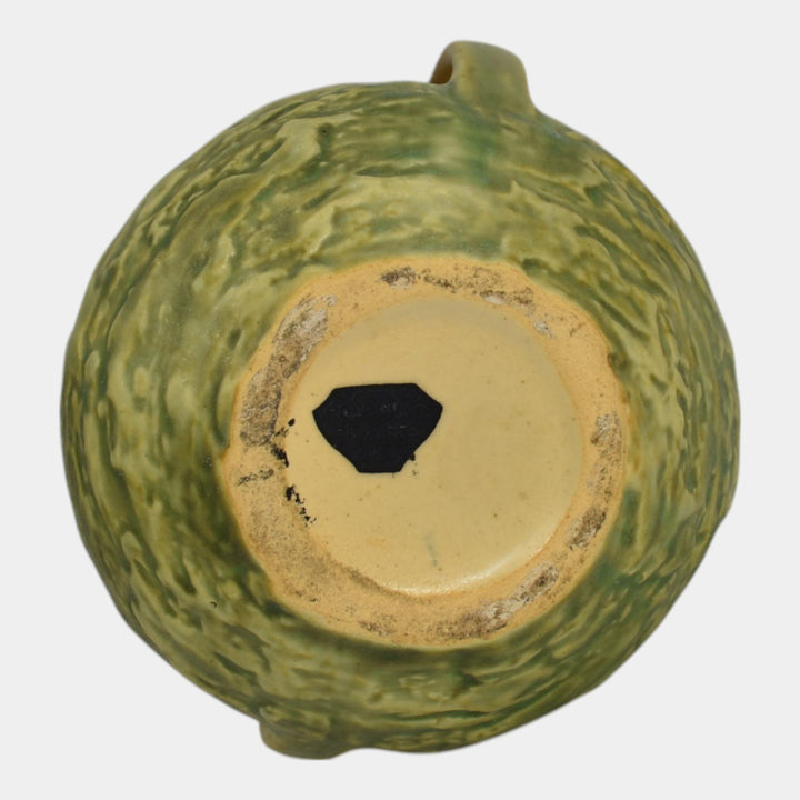 Roseville Blackberry 1932 Vintage Art Pottery Green Handled Ceramic Vase 570-5