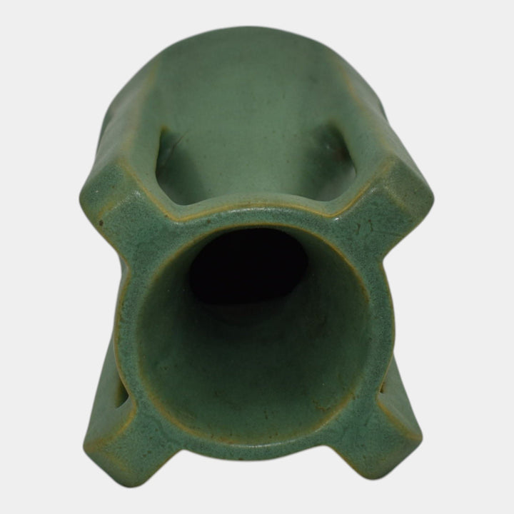 Teco Vintage Arts And Crafts Pottery Matte Green Buttressed Vase 433