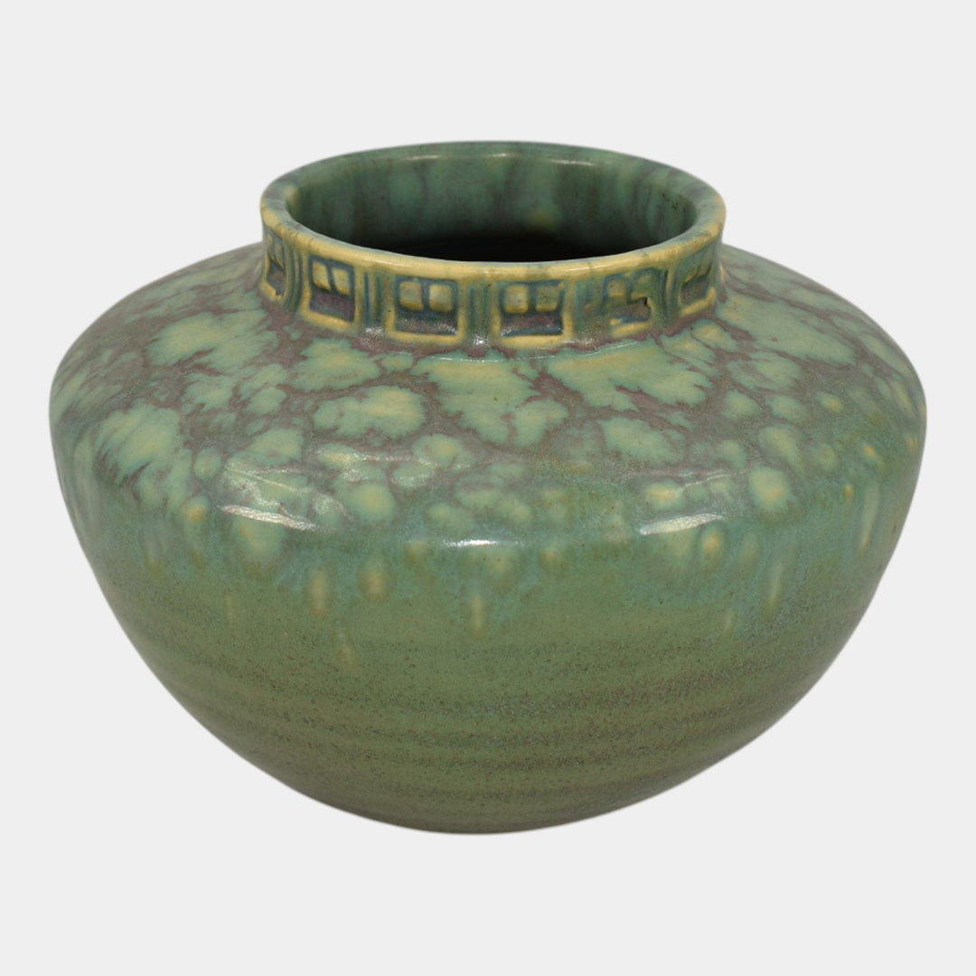 Roseville Imperial II 1930 Vintage Art Deco Pottery Mottled Green Vase 200-4 - Just Art Pottery