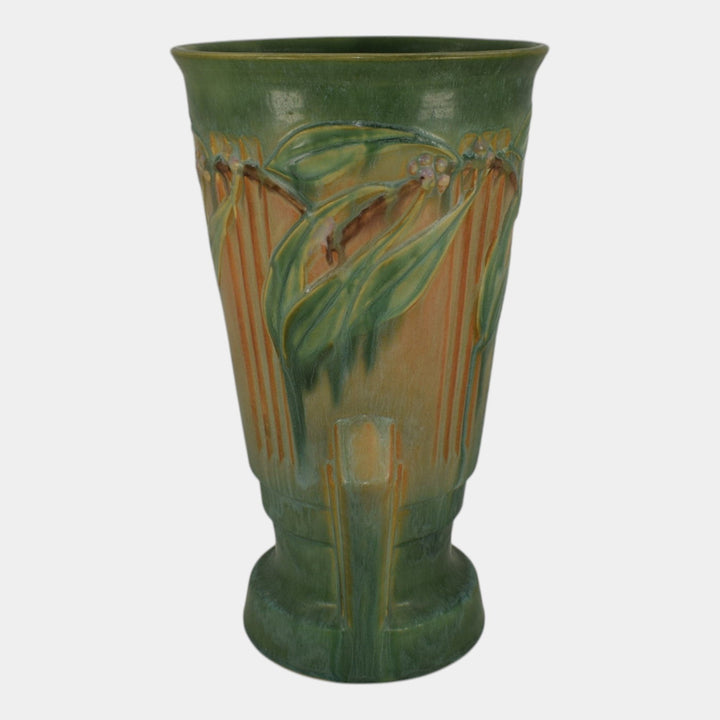 Roseville Laurel Green 1934 Vintage Art Deco Pottery Tall Ceramic Vase 677-12