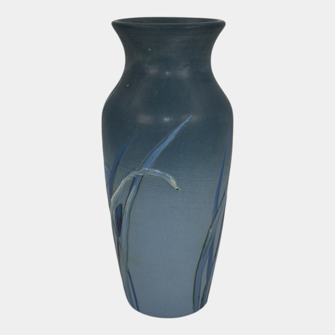Weller Hudson 1920s Vintage Art Pottery Hand Painted Blue Flower Vase Morris