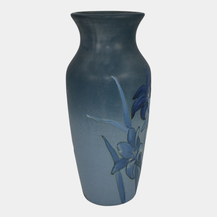 Weller Hudson 1920s Vintage Art Pottery Hand Painted Blue Flower Vase Morris