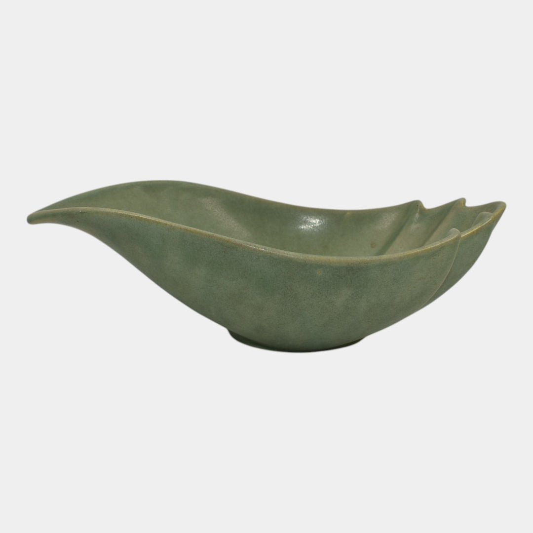 Roseville Capri Cactus Green Mid Century Modern Pottery Bowl 529-9