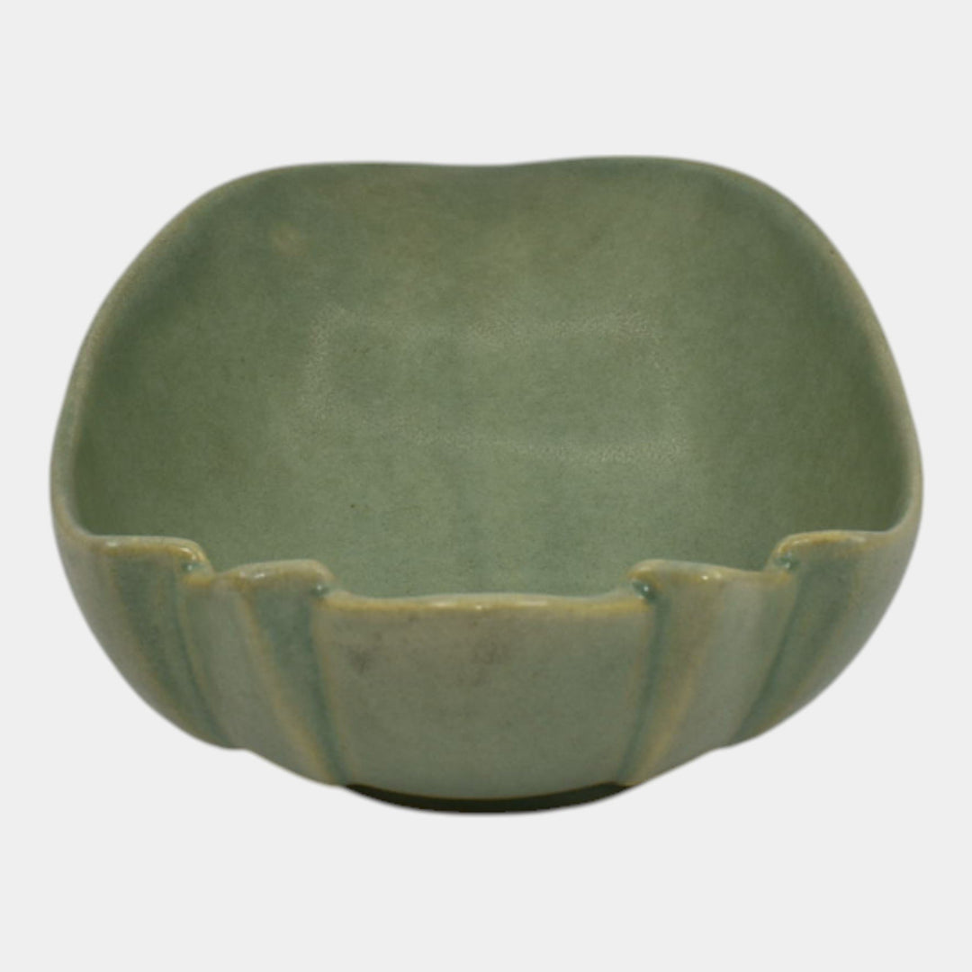 Roseville Capri Cactus Green Mid Century Modern Pottery Bowl 529-9