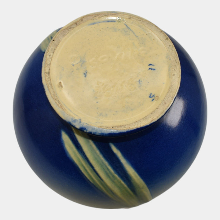 Roseville Pine Cone Blue 1936 Vintage Art Pottery Ceramic Bowl Vase 261-6