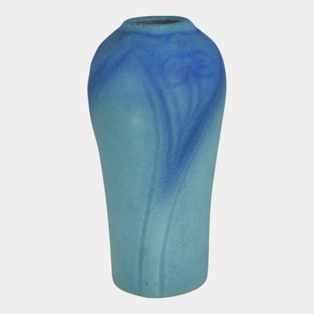 Van Briggle 1930s Arts And Crafts Pottery Blue Vase 833