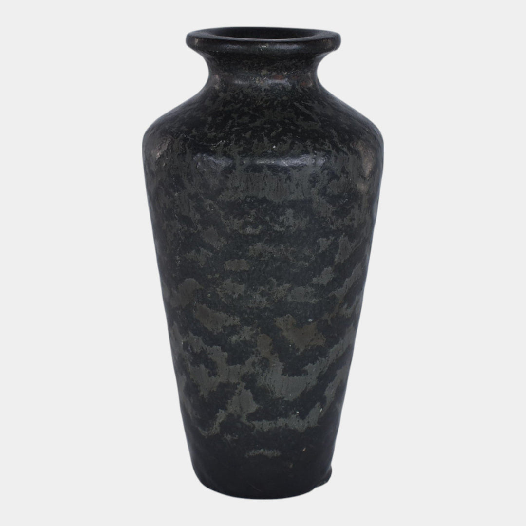Van Briggle 1907 Hand Thrown Arts And Crafts Pottery Black Mottled Vase