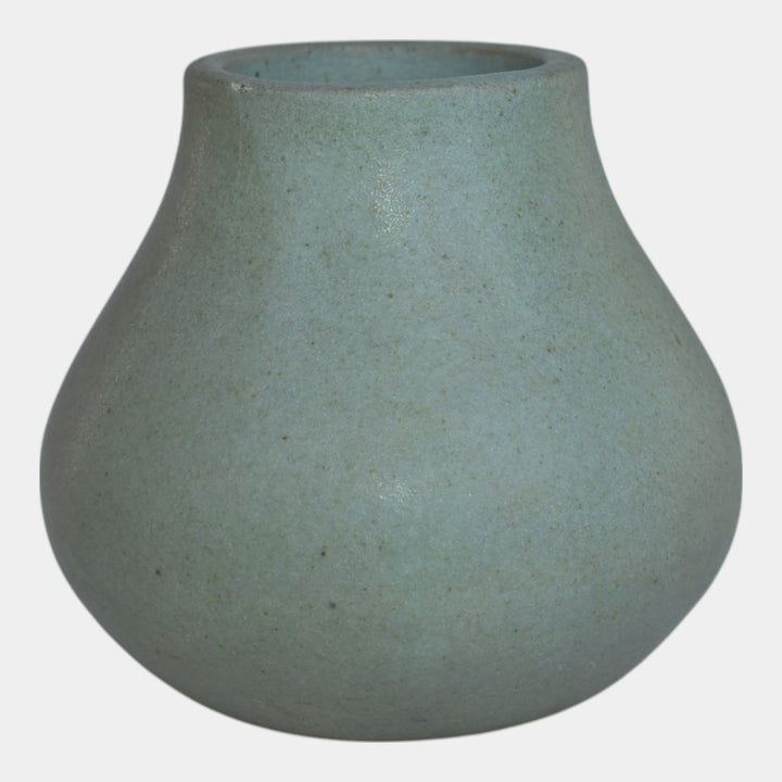 Van Briggle 1915 Arts And Crafts Pottery Blue Vase