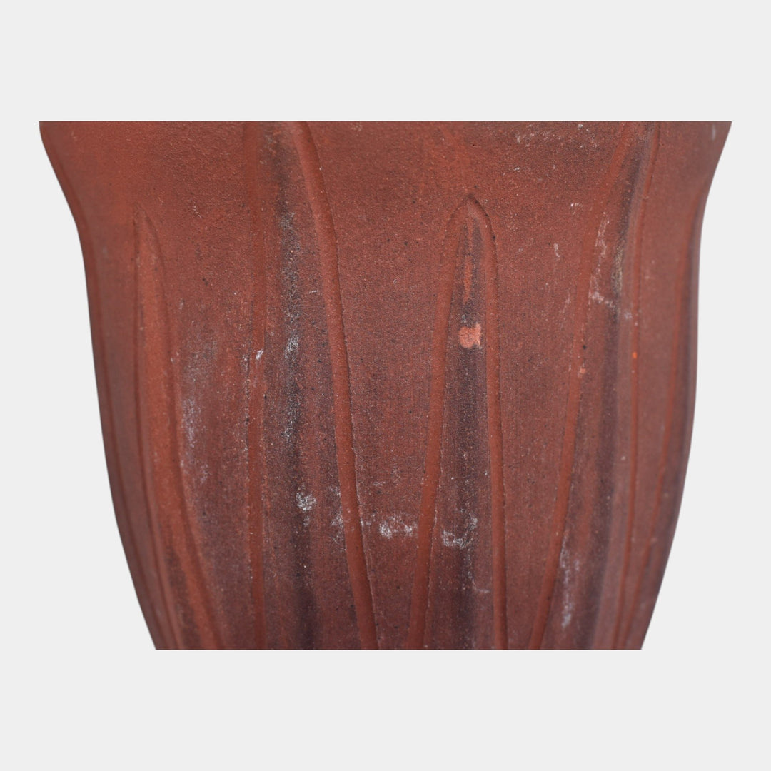 Van Briggle 1907 Arts And Crafts Pottery Red Bisque Yucca Leaf Vase 454