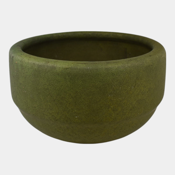 Roseville Pottery Vintage 1916 Matte Green Arts and Crafts Bowl 226-6
