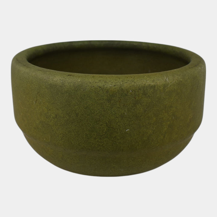 Roseville Pottery Vintage 1916 Matte Green Arts and Crafts Bowl 226-6