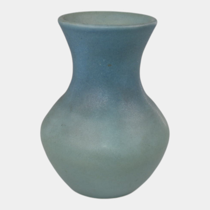 Van Briggle 1940 Original Hand Thrown Art Pottery Blue Vase