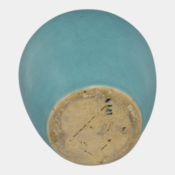 Van Briggle 1940s Vintage Pottery Blue Vase