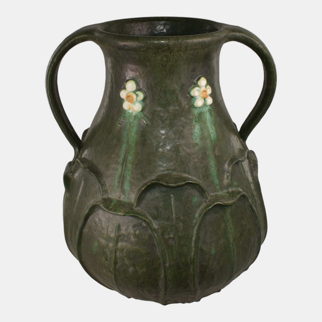 Door Studio Art Pottery Hand Thrown Green Broad Leaf Double Handled Vase