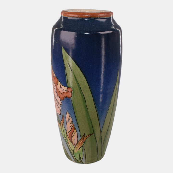 Santa Barbara Ceramic Design 1981 Art Pottery Hand Painted Iris Vase Sargent