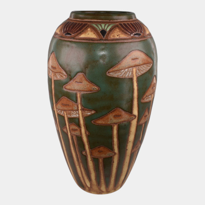 Common Ground Eric Olson 2002 Studio Art Pottery Green Mushroom Vase