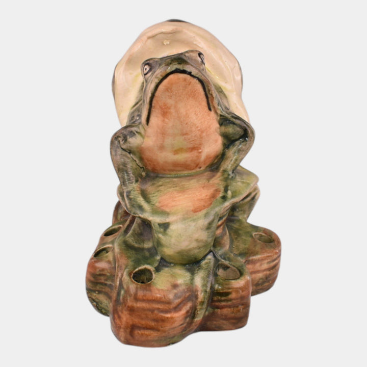 Weller Muskota 1920s Vintage Art Pottery Green Ceramic Frog In Lily Flower Frog - Just Art Pottery