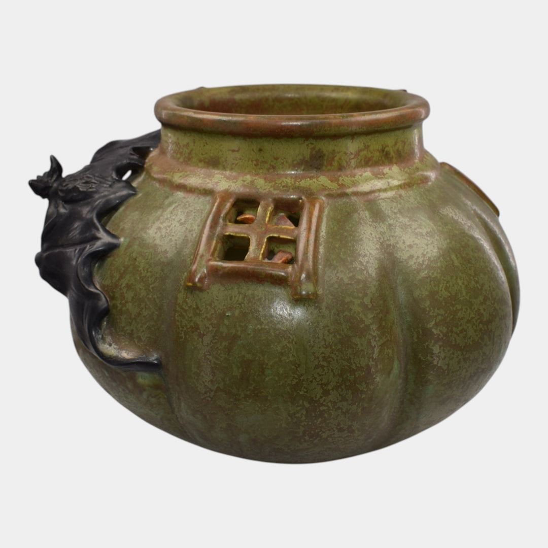 Ephraim Faience Year Hand Made Pottery Experimental Bat Ceramic Vase